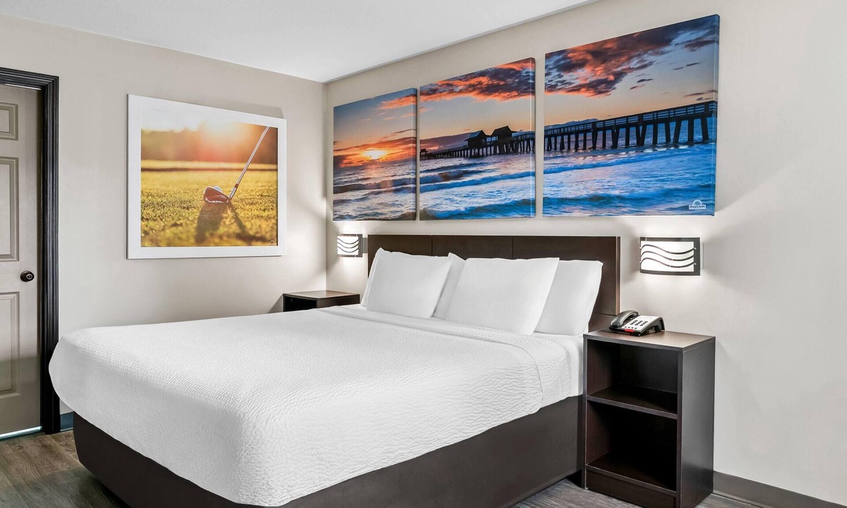 Valley Falls Hotel | Days Inn by Wyndham Spartanburg