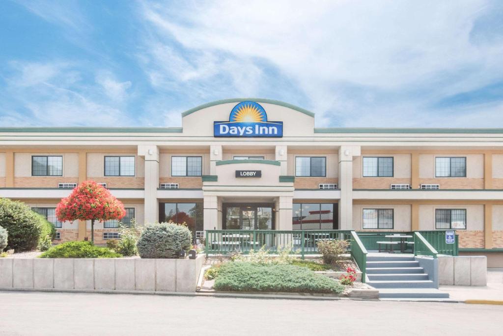 Rapid City Hotel | Days Inn by Wyndham West Rapid City