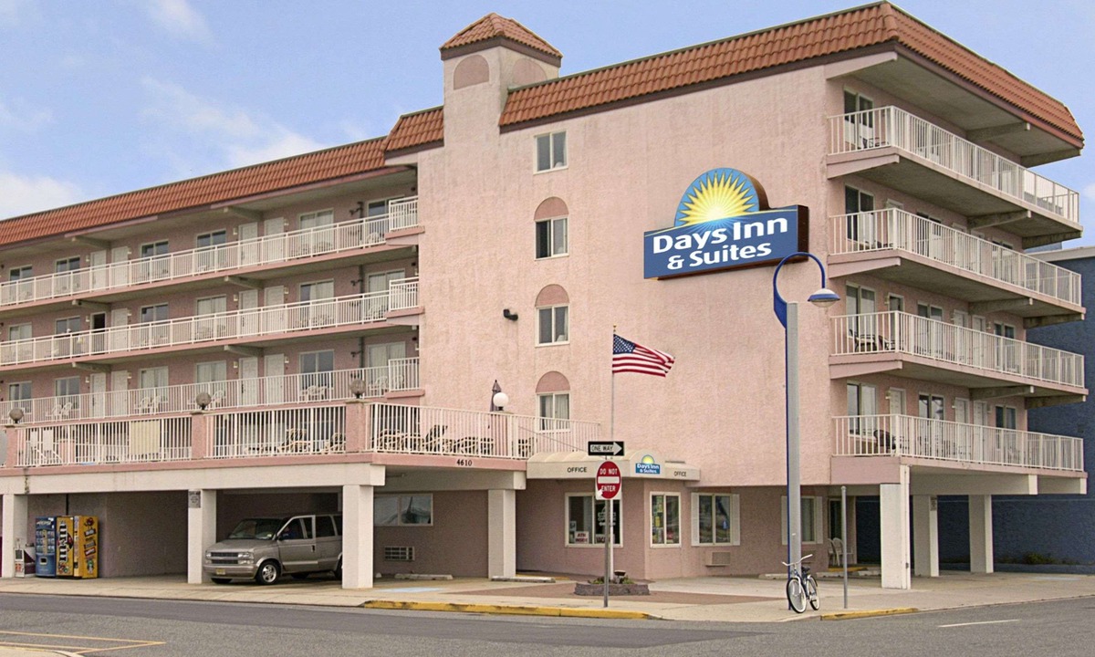 Wildwood Hotel | Days Inn & Suites by Wyndham Wildwood
