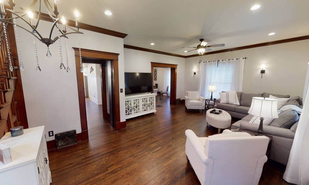 Wichita House | Delano Deluxe - Wrap Around Porch with Fire Pit