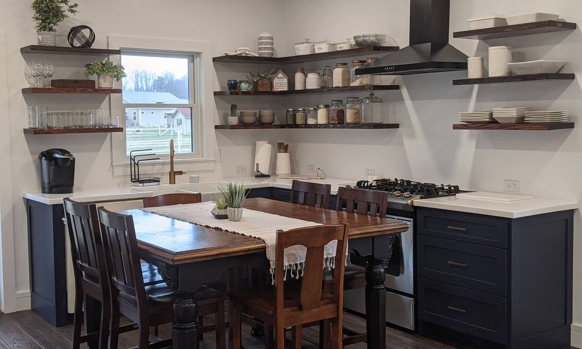 Lincoln Cottage | Delaware Beaches and DE Turf Vacation Retreat