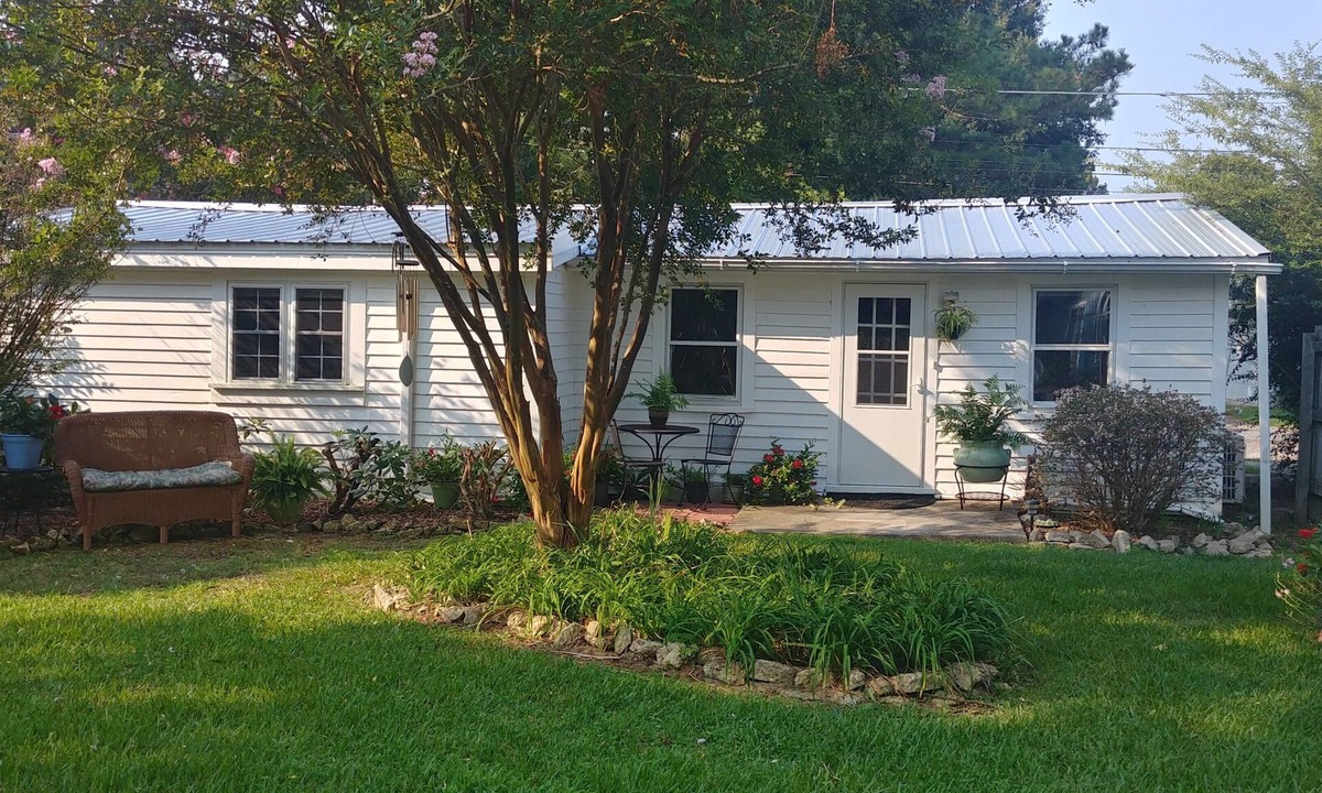 Onancock Cottage | Discover Onancock. "a little slice of nowhere else."