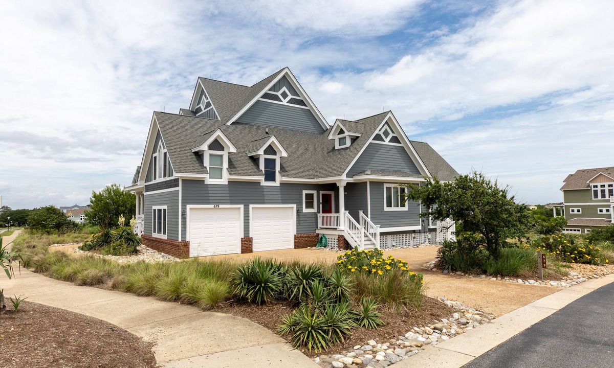 Corolla House | Doc's Landing: Private Pool, Hot Tub, Currituck Club