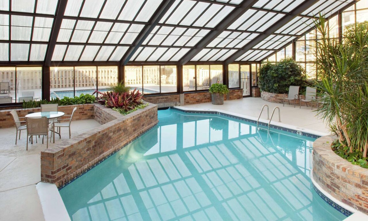 Oak Ridge Hotel | DoubleTree by Hilton Hotel Oak Ridge - Knoxville