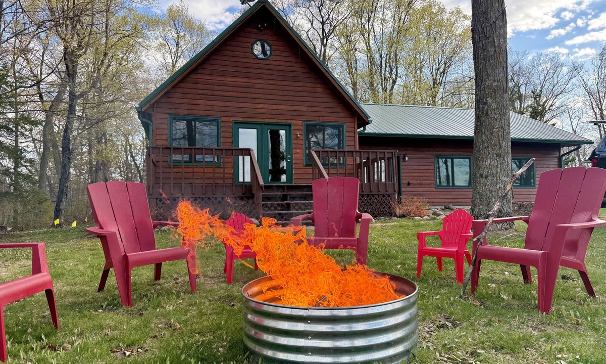 Onamia Cabin | Dreamy Mille Lacs Cabin: Newly remodeled, Designed for Multi Families or Groups