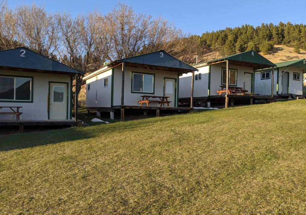 Sturgis Cabin | Eagles Landing Campground