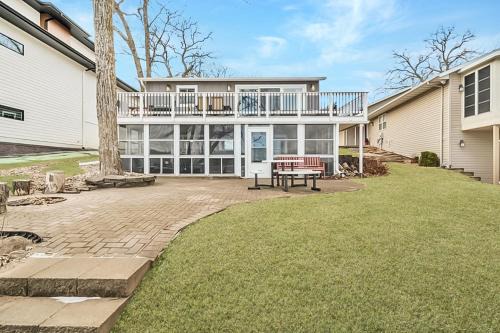 Spirit Lake House | East Haven on East Lake Okoboji
