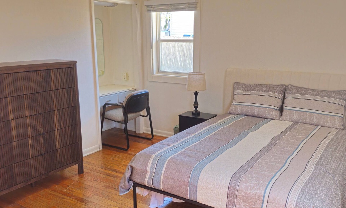 Iowa City House | East Side 3 Bedroom