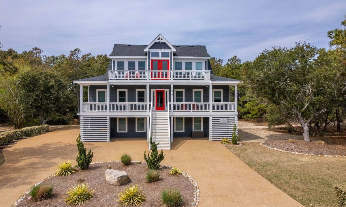 Corolla House | Easy beach access, private heated pool, Currituck Club amenities