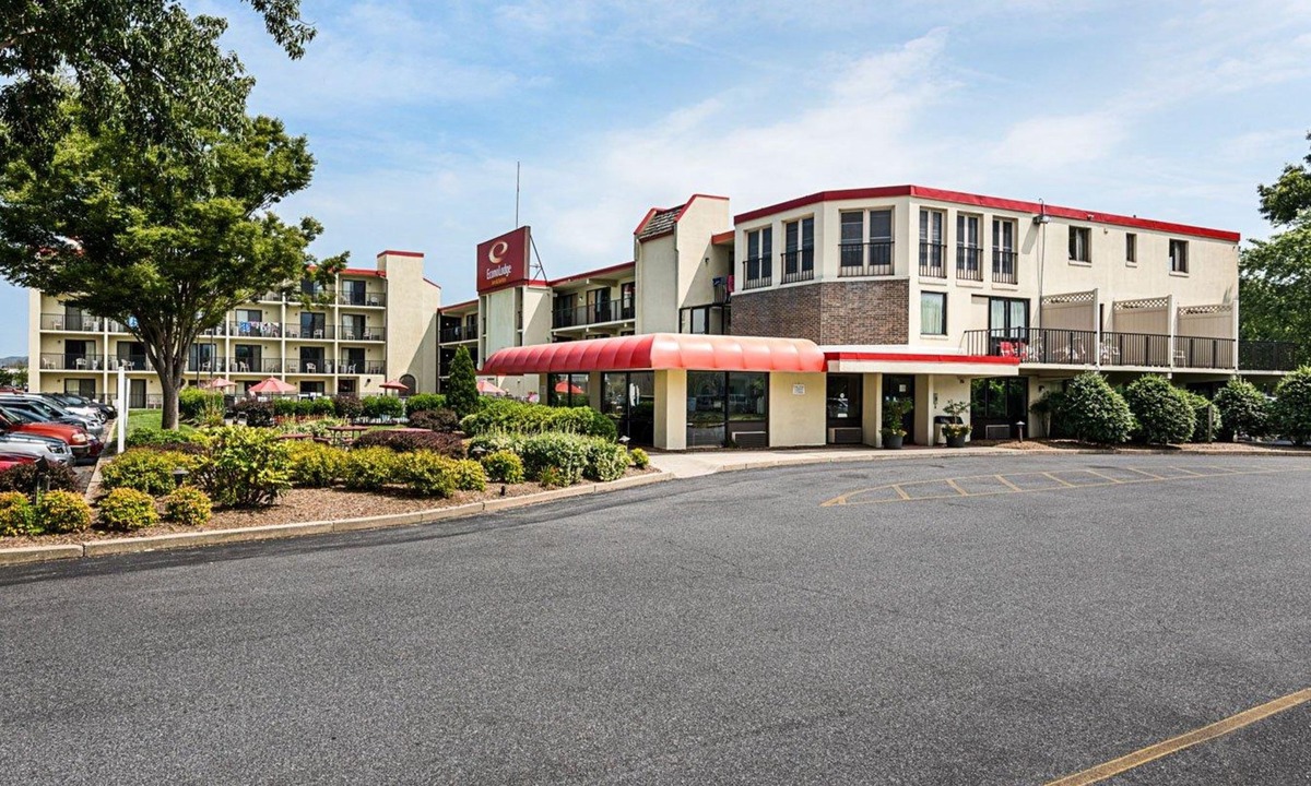 Rehoboth Beach Hotel | Econo Lodge Inn & Suites - Rehoboth Beach