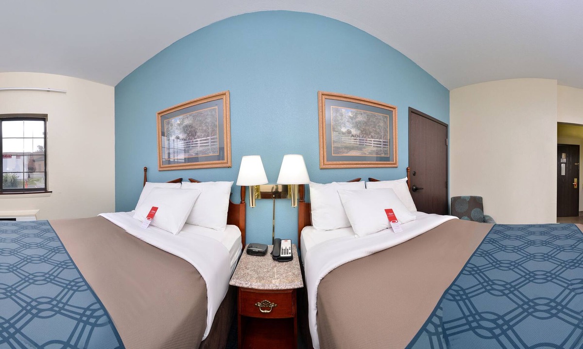 Shelbyville Hotel | Econo Lodge Inn & Suites Shelbyville