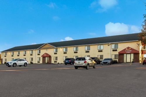 Yankton Hotel | Econo Lodge Inn & Suites Yankton