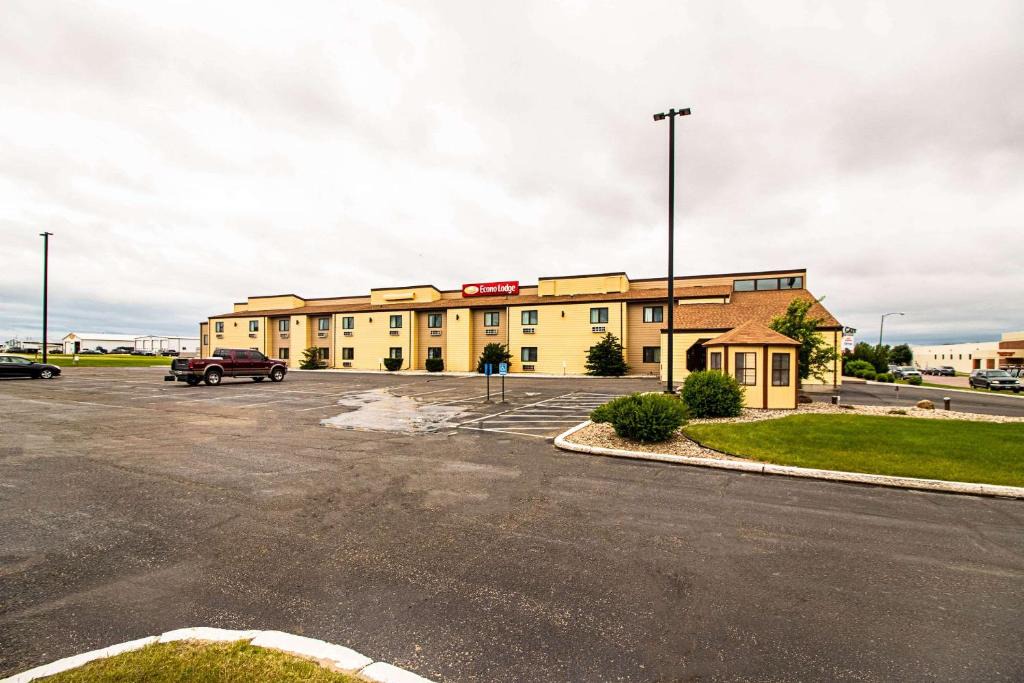 Watertown Cabin | Econo Lodge Watertown