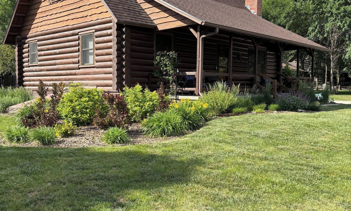 Spring Branch Cabin | Enjoy a memorable visit when you stay at Spring Branch Cabin.