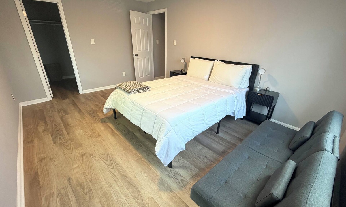 Nauck Apartment | Enjoyable 1-bedroom apartment with independent entrance in Arlington