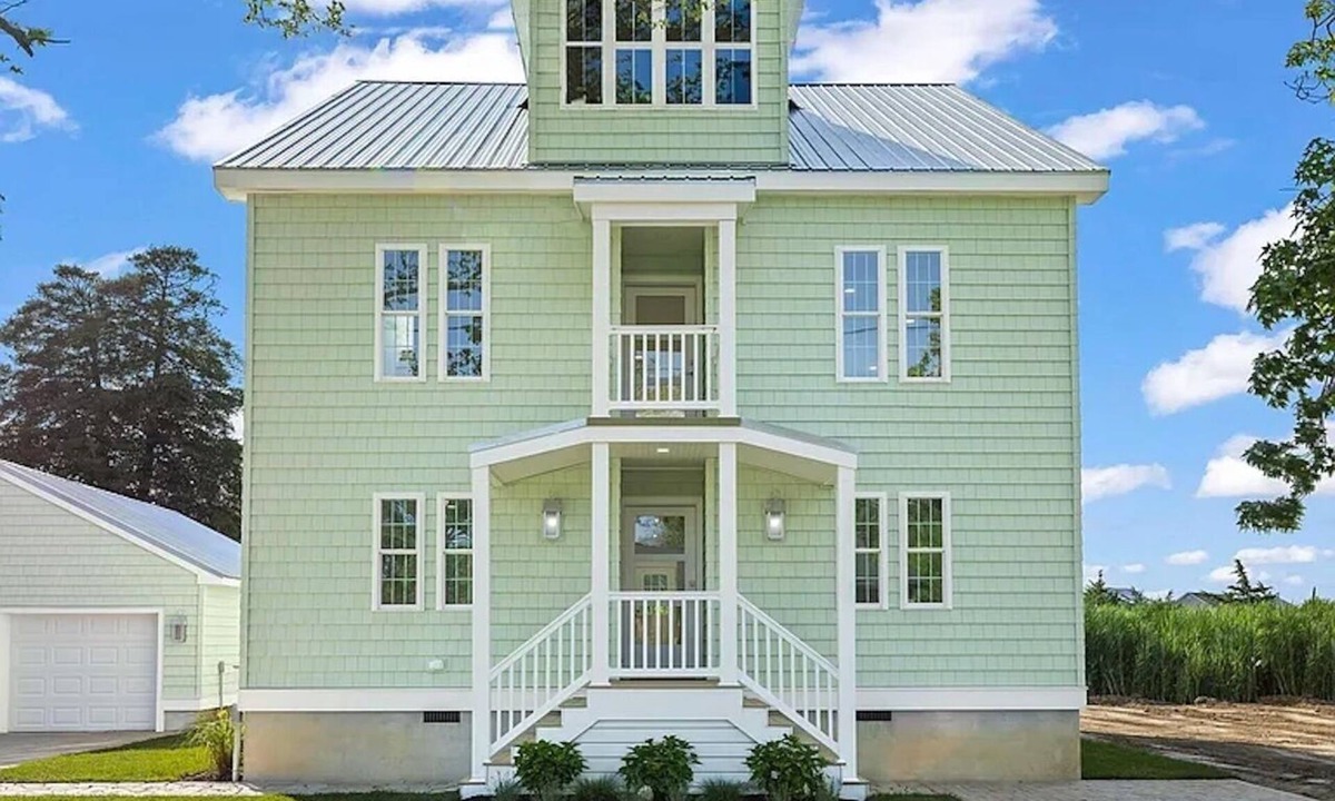 Del Haven House | Escape to The Mint Chip House, a brand-new luxury retreat in Del Haven, NJ