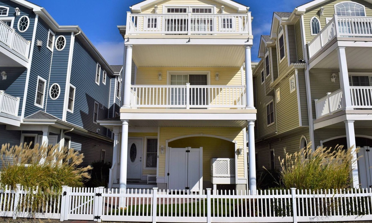Townsend's Inlet House | EVERYBODY IN THE POOL!! 4 bedroom