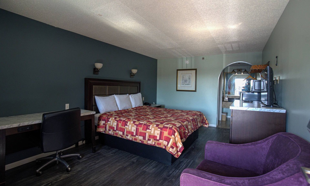 Fredericksburg Hotel | Excel Inn & Suites