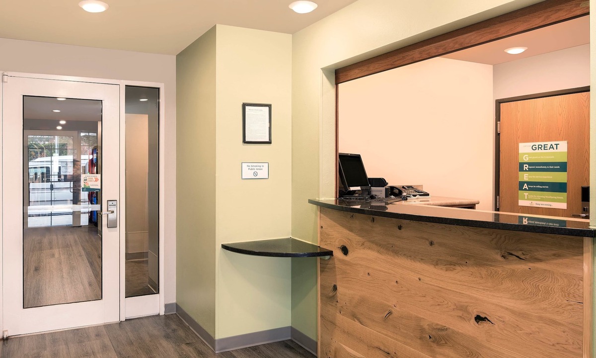 Terry Sanford Hotel | Extended Stay America Select Suites - Fayetteville