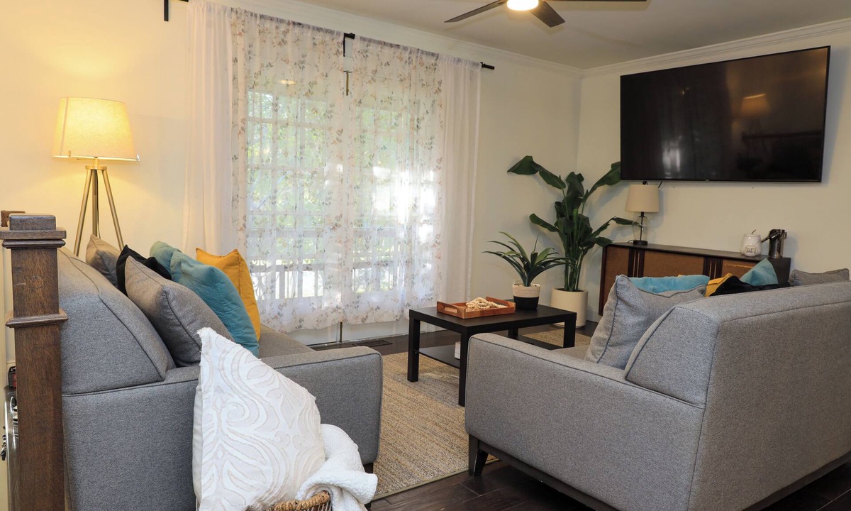 Chickamauga House | Fabulous 5-bedroom house with AC in charming Chickamauga