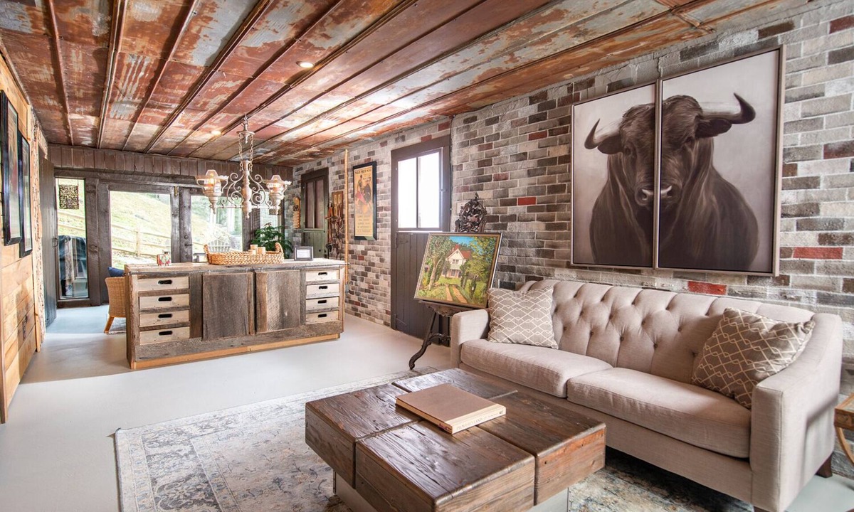 Sugar Grove Cabin | Fairytale Barn Hot Tub Trout Stream and Petting Zoo?