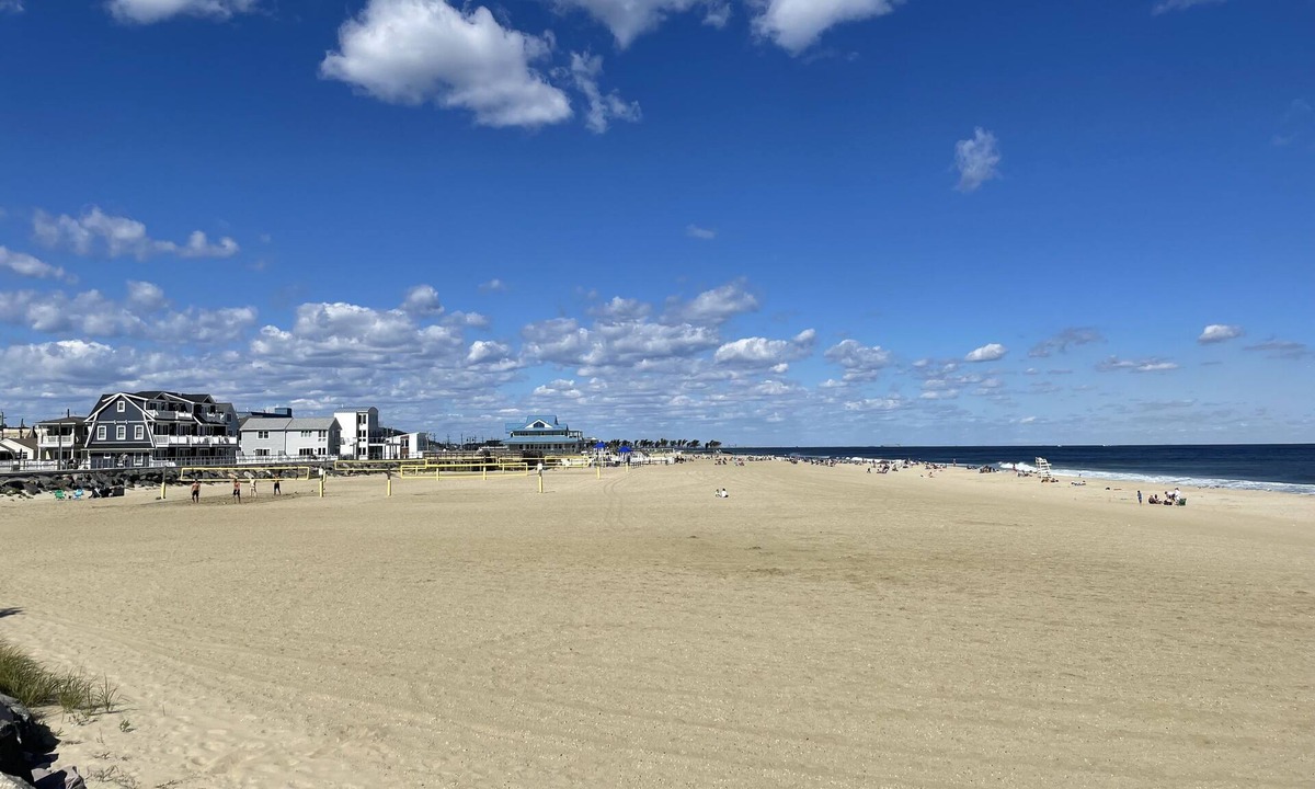 Sea Bright House | Family Beach Retreat in Perfect Location