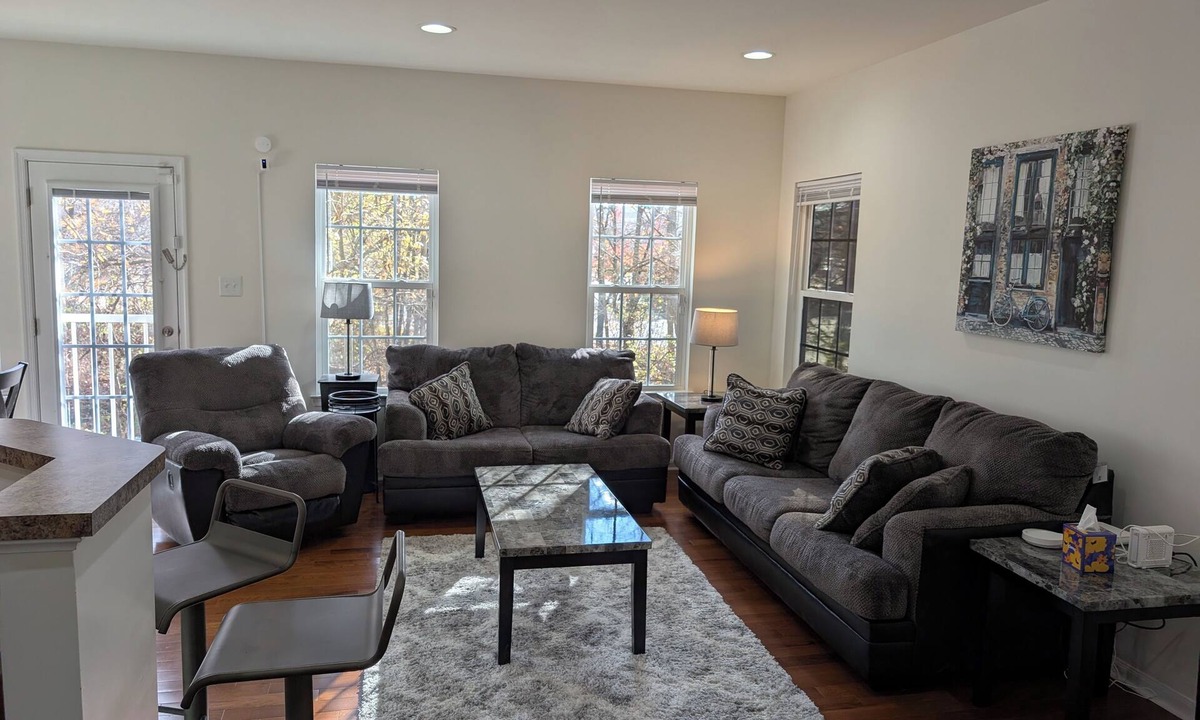 Magnolia House | Family-Friendly 3BR/2.5BA Minutes to Philly & South Jersey Attractions!