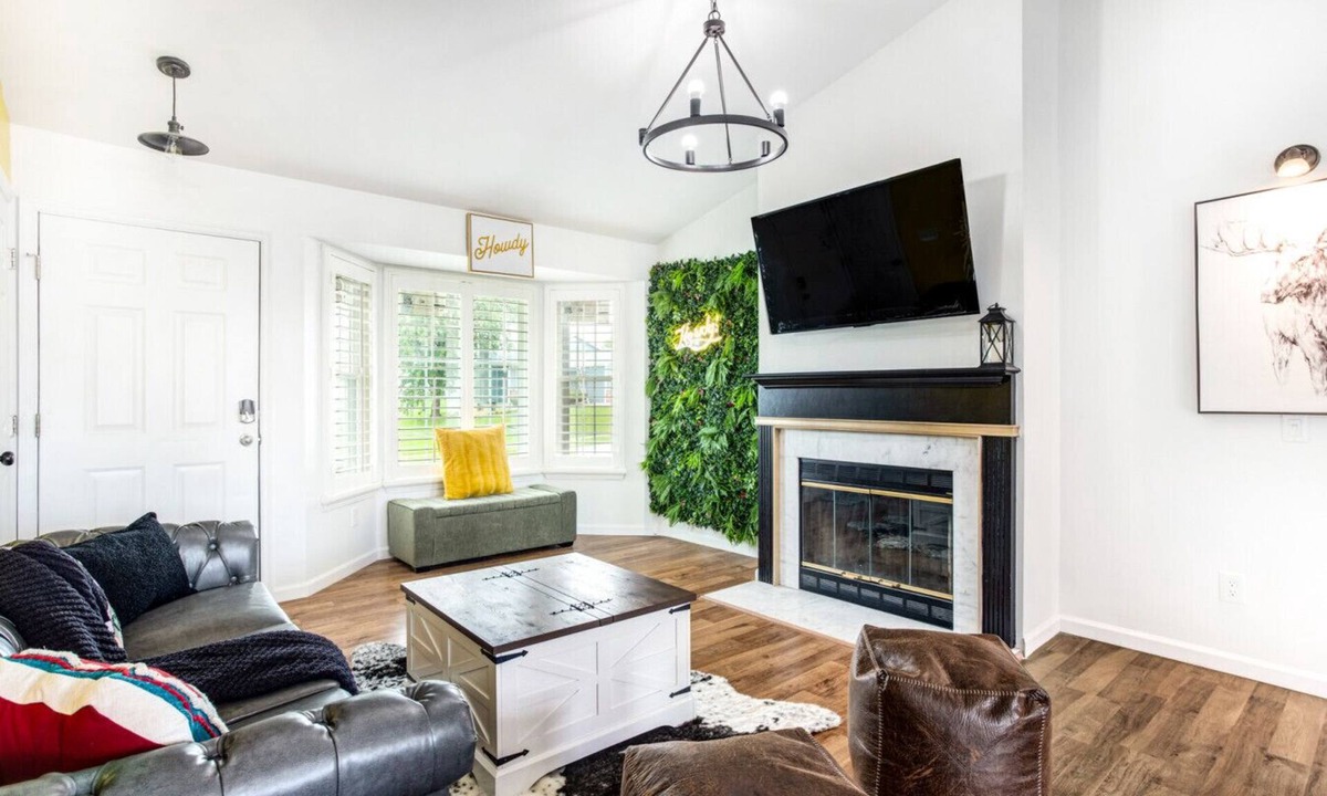 Wentzville Apartment | Family Friendly w/Game Room in Quiet Neighborhood