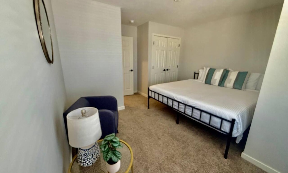 Elkhorn Condo | Family Oasis Close to Gretna Outlet Fun