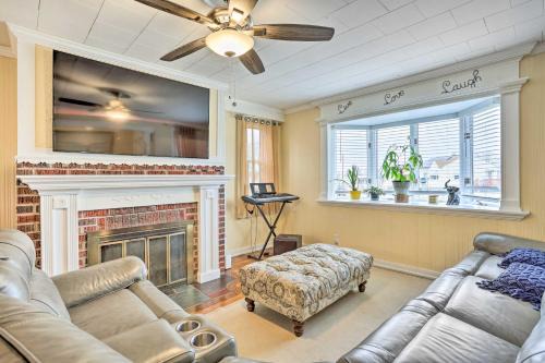 Gibbstown House | Family Vacation Rental: 18 Mi to Philadelphia