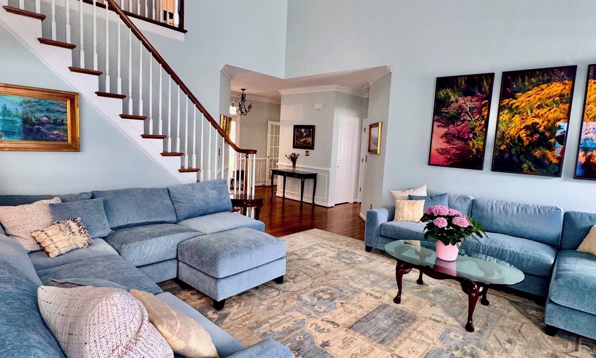 Rio House | Fully Furnished 3BR/3.5BA Home in Charlottesville