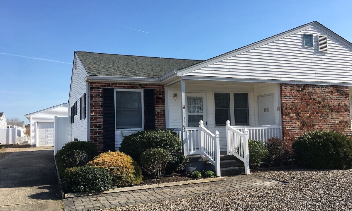 Village Green House | Fully Renovated 3 BR Available For 2026!