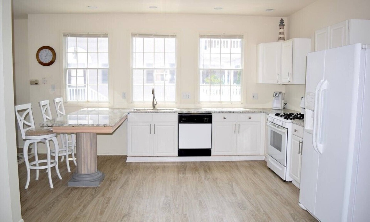 Townsend's Inlet House | Furbaby Friendly! Beach House!