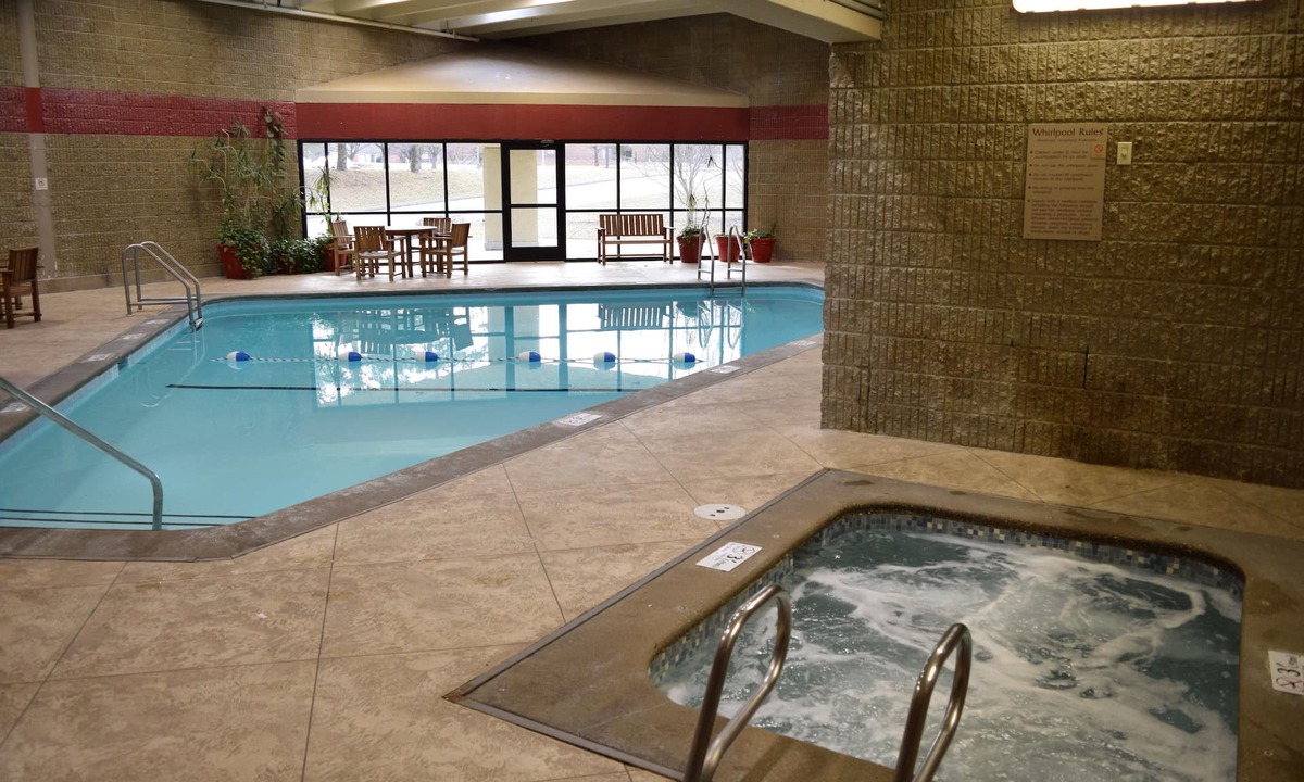 Ames Hotel | Gateway Hotel and Conference Center at Iowa State University
