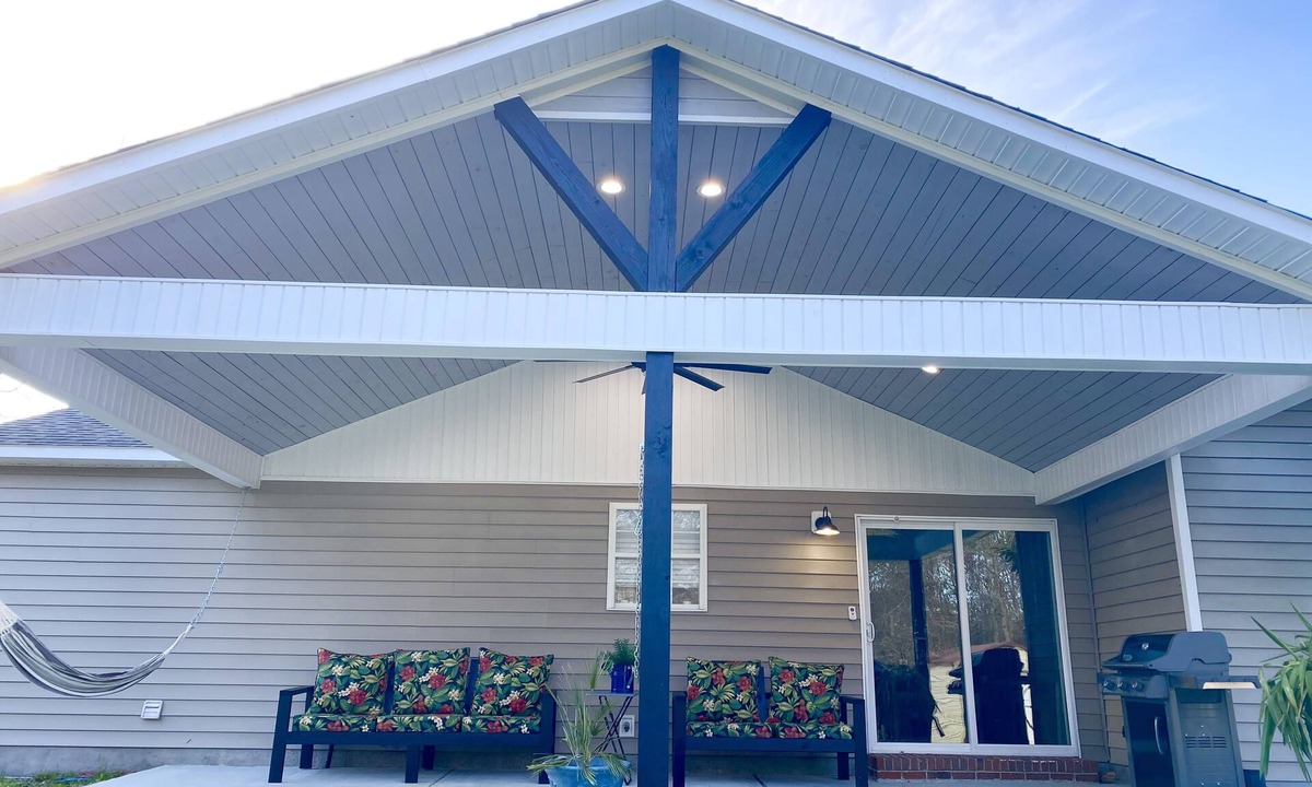 McCutcheon Field House | Gem of Jacksonville, near NC Beaches & Military Base
