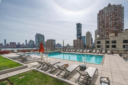 Hudson Exchange Apartment | Global Luxury Suites Downtown Jersey City