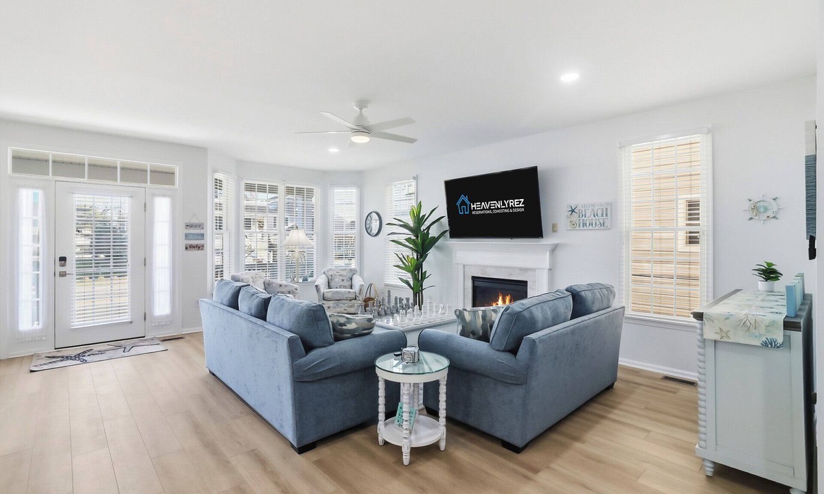 Gold Coast Condo | Gold Coast 4BR Condo Steps to Beach & Boardwalk