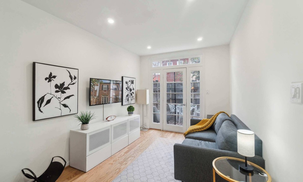 Foggy Bottom Apartment | Gorgeous small historic home next to GWU