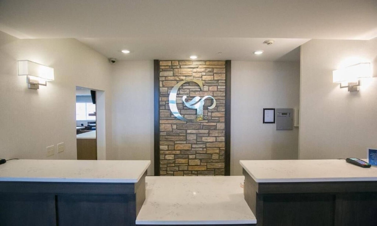 Cannon Falls Hotel | GrandStay Cannon Falls
