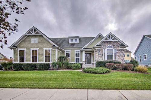 The Commons House | Great for Groups: Bayside Resort Home w/Patio