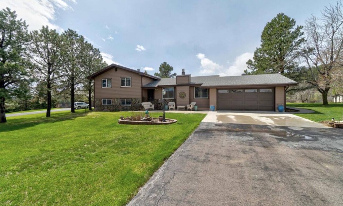 Sturgis House | Great Sturgis Location for 86th Rally Experience - 4 bedroom home with garage