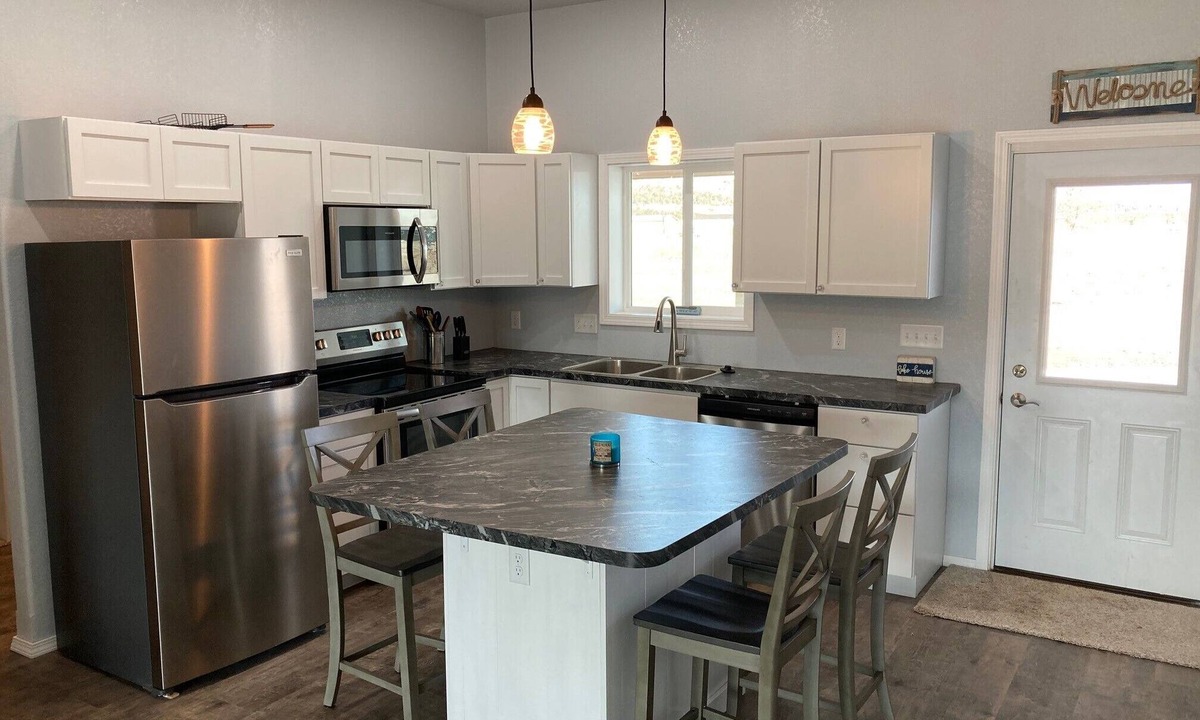 Hot Springs House | Great vacation home at Angostura! Great fishing, hunting, hiking & sightseeing