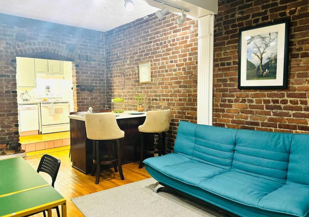 Virginia Highland Apartment | Ground floor flat at Virginia Highlands