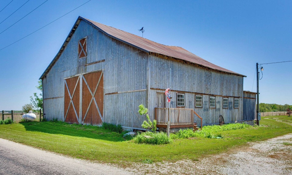 Frederick Cabin | Group Getaway in Historic Barn: 2 Mi to Rushville