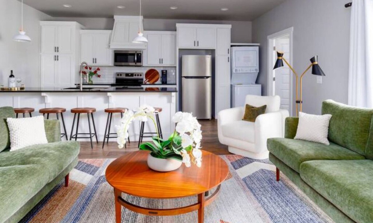 Central Oklahoma City Condo | H1-H6 Spacious & Urban Modern Condo - 52 guests!