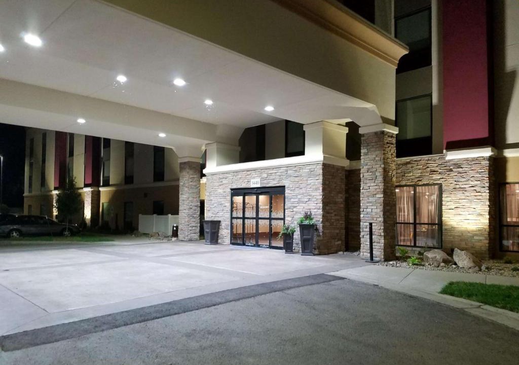 Bismarck Hotel | Hampton Inn Bismarck