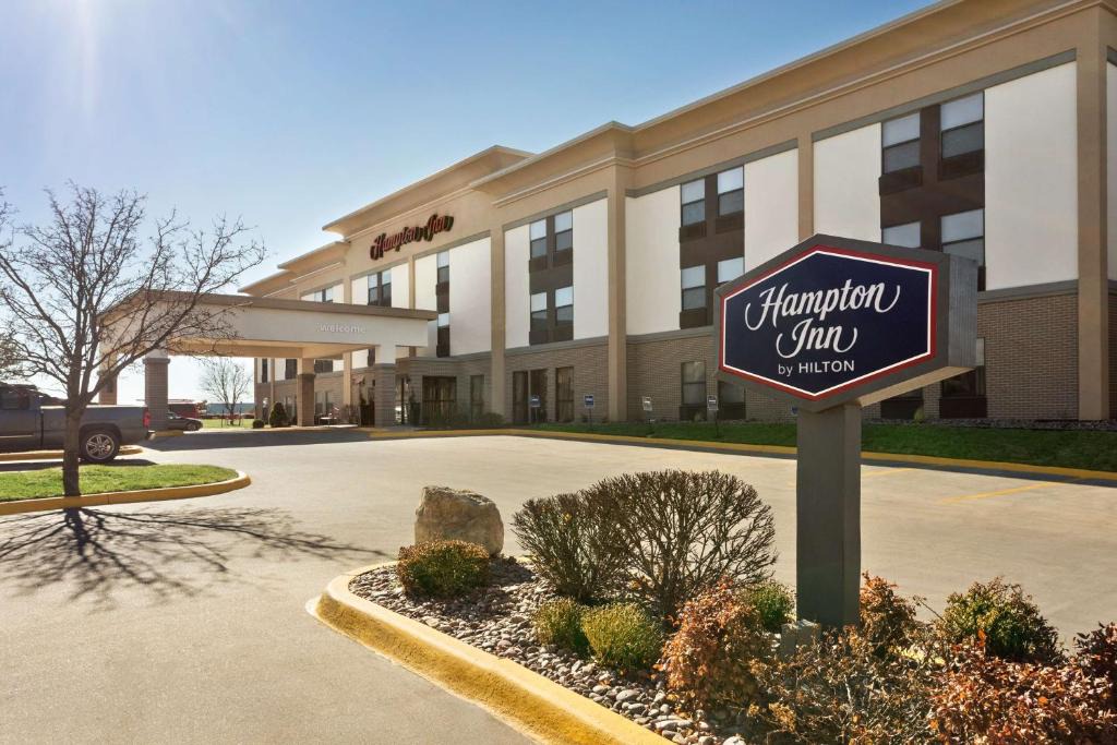 Wichita Hotel | Hampton Inn Wichita-East
