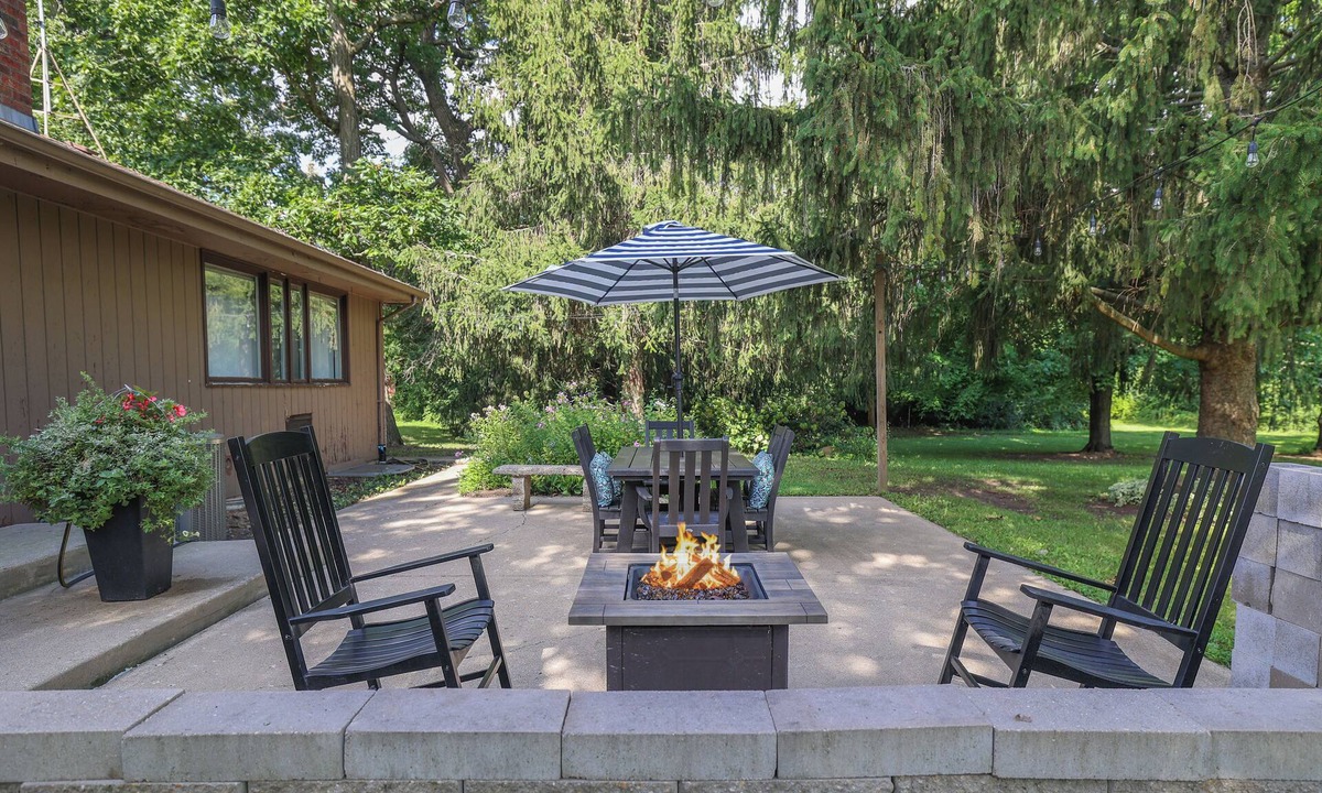 Plato Center Hotel | HARMONY INN