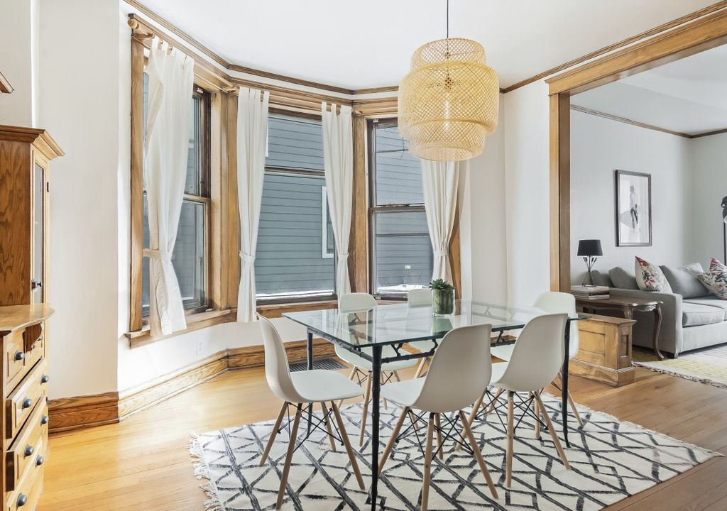 Ravenswood House | Heart of Lincoln Square