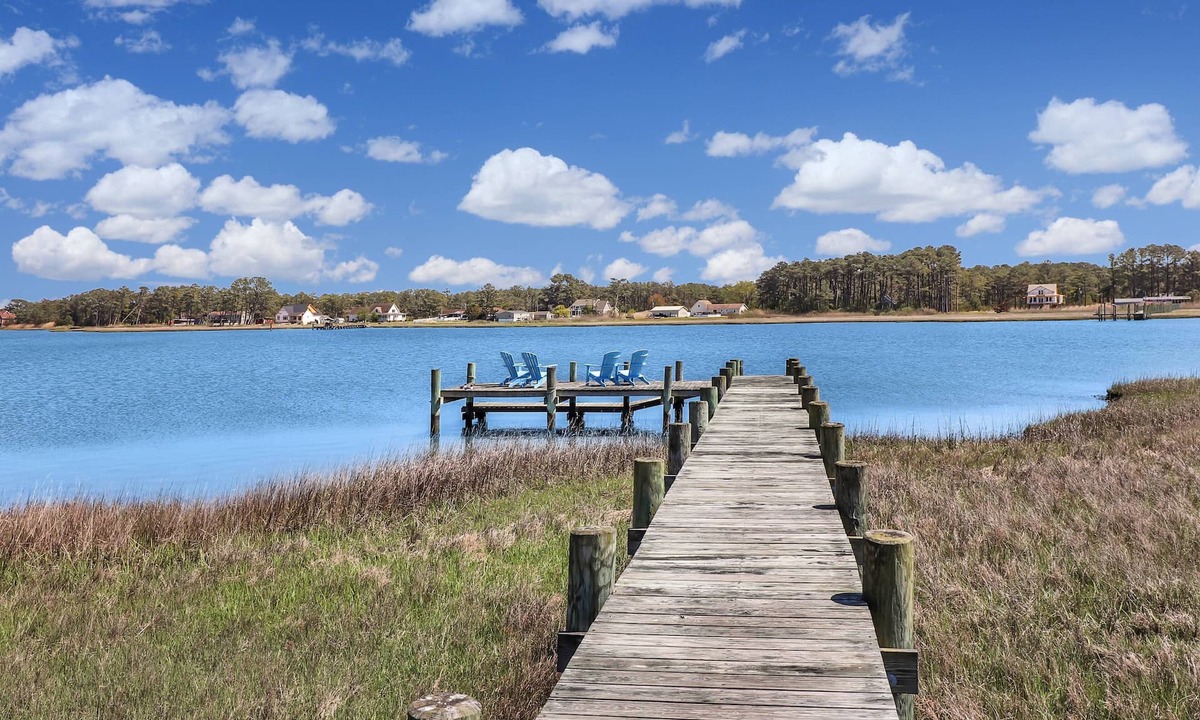 Deep Hole House | Heron's Cove on Salt Meadow | Bayfront Views, Dock, King Suites, Fireplace + Pet Friendly
